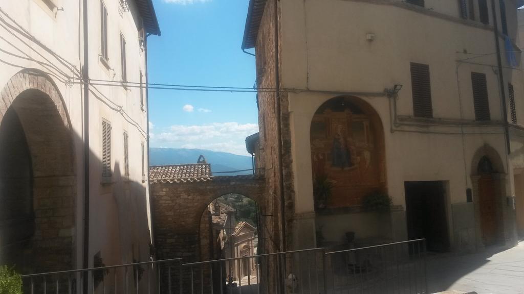 Residenza Le Volte Degli Angeli Apartment Spello Bagian luar foto